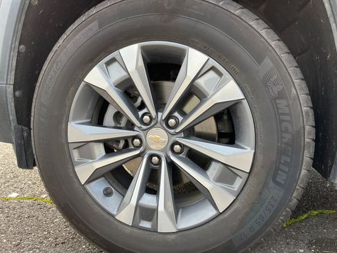 Used 2025 Chevrolet Equinox LT image 30