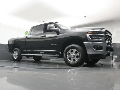 Used 2026 RAM 2500 Big Horn AWD/4WD image 27