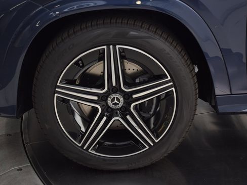 New 2026 Mercedes-Benz GLE 450 4MATIC image 11