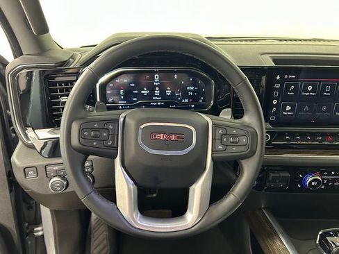 Used 2025 GMC Sierra 1500 Elevation w/ Elevation Premium Package AWD/4WD image 15
