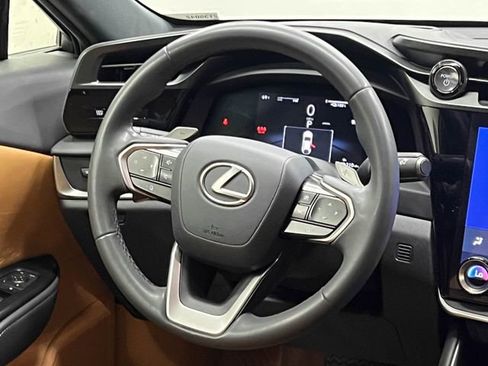 Certified 2023 Lexus RZ 450e Premium w/ Technology Package AWD/4WD image 15