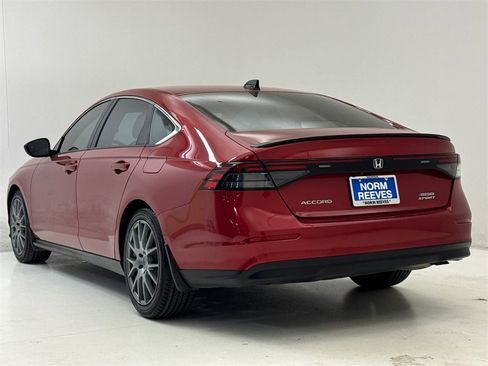 Used 2024 Honda Accord Sport image 8