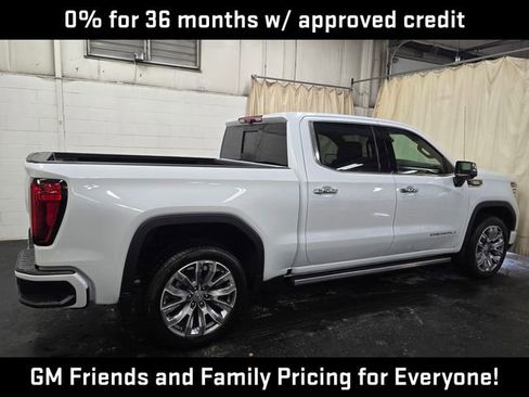 New 2026 GMC Sierra 1500 Denali w/ Denali Reserve Package AWD/4WD image 9