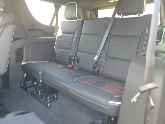 Used 2025 GMC Yukon XL AT4 Ultimate AWD/4WD image 26