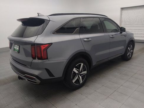 Used 2023 Kia Sorento S w/ Panoramic Sunroof Package FWD image 10