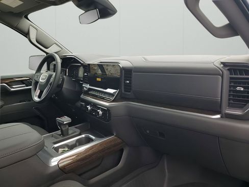 New 2026 GMC Sierra 1500 Elevation image 14