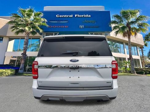 Used 2021 Ford Expedition XLT w/ FX4 Off-Road Package AWD/4WD image 6