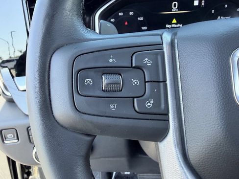 Used 2022 GMC Sierra 1500 SLT w/ SLT Premium Plus Package AWD/4WD image 21