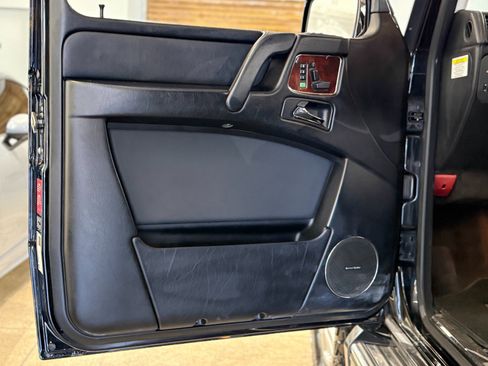 Used 2010 Mercedes-Benz G 550 image 21
