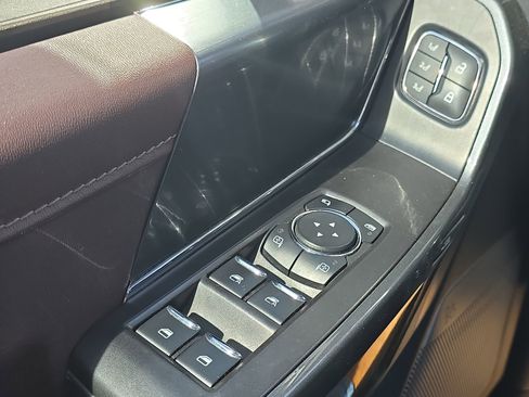 Certified 2021 Ford F150 Lariat w/ Equipment Group 502A High image 13