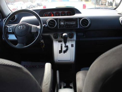 Used 2009 Scion xB image 27