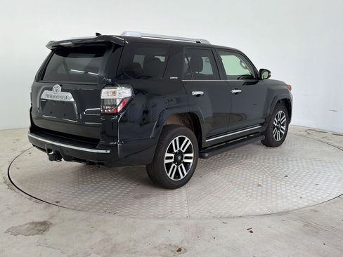 Used 2023 Toyota 4Runner Limited AWD/4WD image 9
