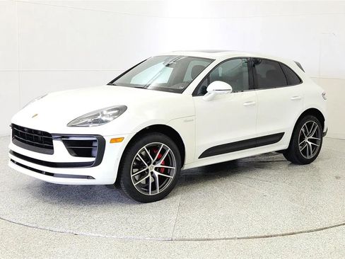 Used 2022 Porsche Macan S AWD/4WD image 3