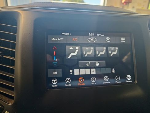 Used 2020 Jeep Cherokee Latitude Plus w/ Cold Weather Group AWD/4WD image 22