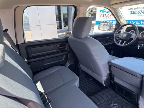 Used 2018 RAM 1500 Express w/ Express Value Package AWD/4WD image 38