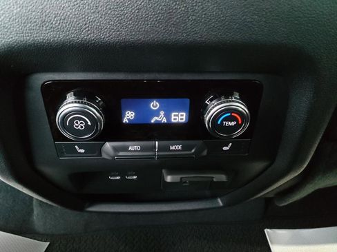 Used 2024 GMC Acadia Denali w/ Super Cruise Package image 14