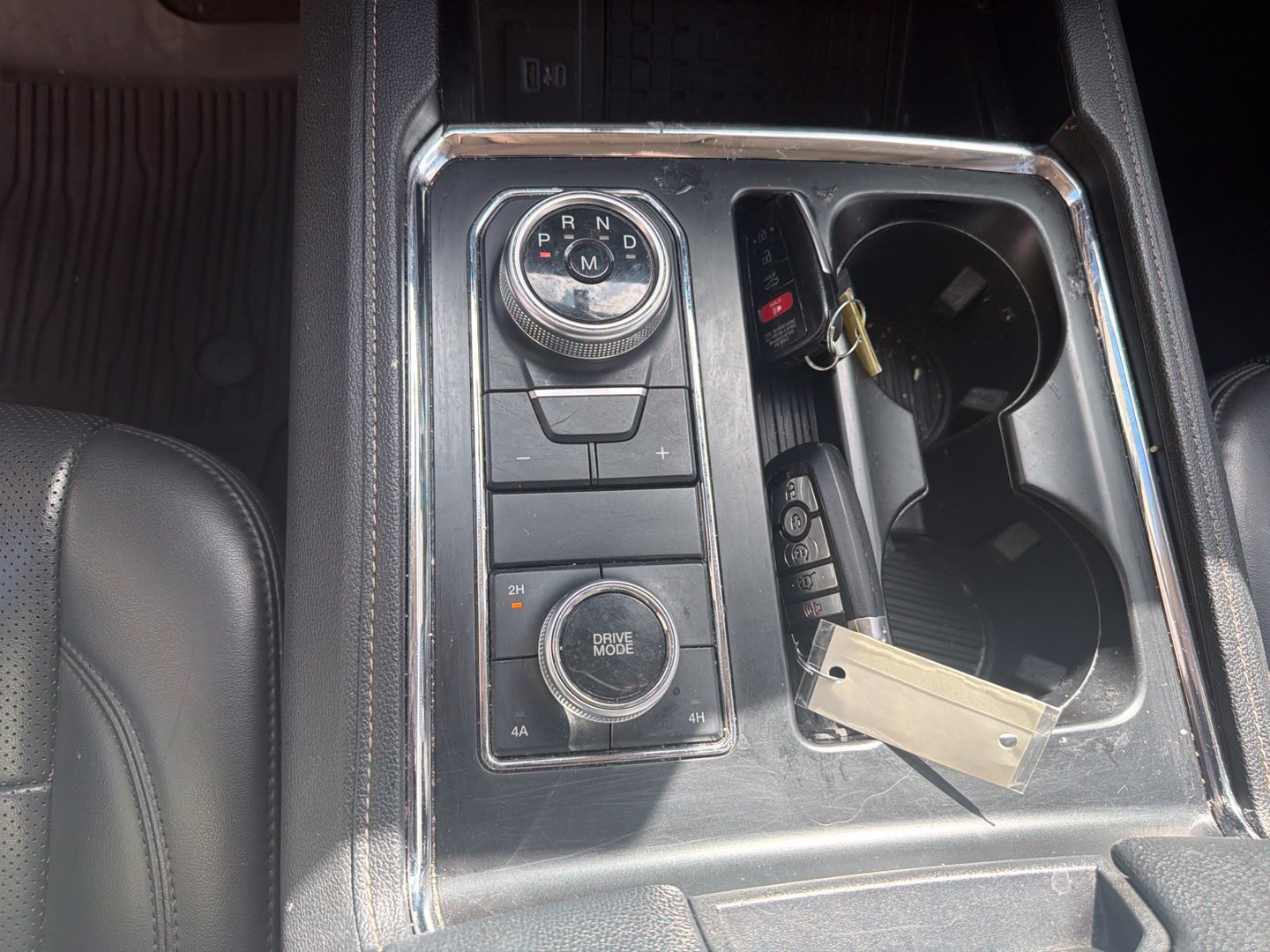 Used 2022 Ford Expedition XLT AWD/4WD image 12
