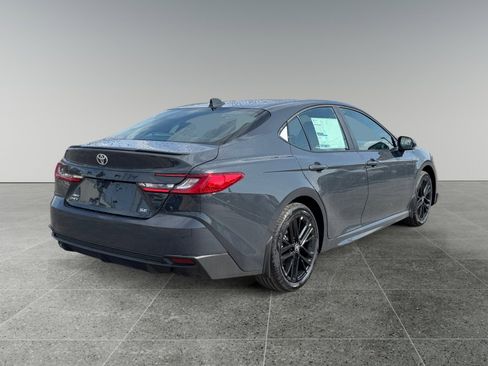 New 2026 Toyota Camry SE AWD/4WD image 6