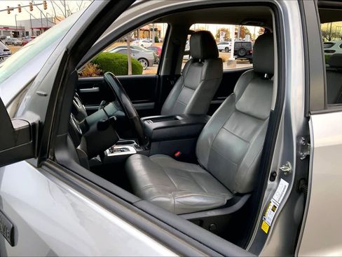 Used 2020 Toyota Tundra SR5 image 7