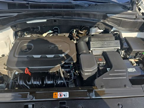 Used 2018 Hyundai Santa Fe Sport FWD image 28