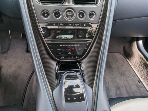 Used 2020 Aston Martin DBS Superleggera Volante RWD image 24