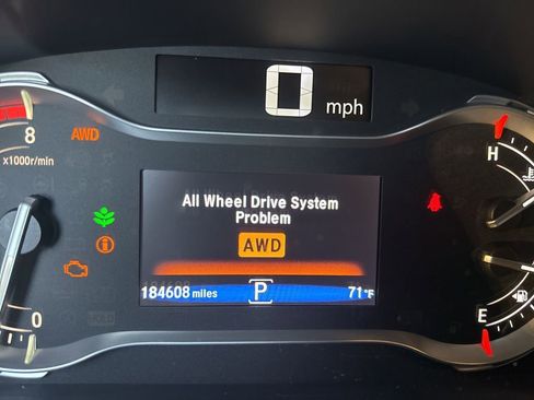 Used 2016 Honda Pilot Elite image 18