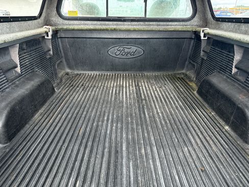Used 1997 Ford F150 Lariat AWD/4WD image 23