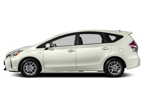 Used 2015 Toyota Prius V Four FWD image 38