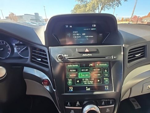 Used 2017 Acura ILX image 23