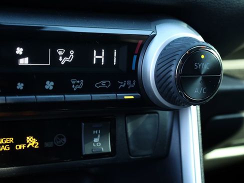 Used 2020 Toyota RAV4 XSE image 27