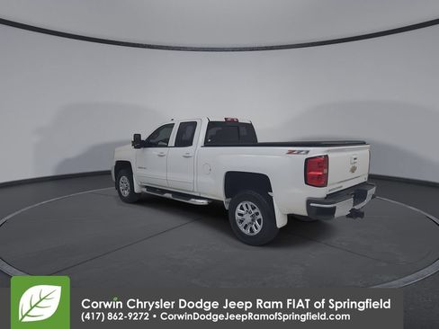 Used 2017 Chevrolet Silverado 2500 LT w/ LT Convenience Package AWD/4WD image 11