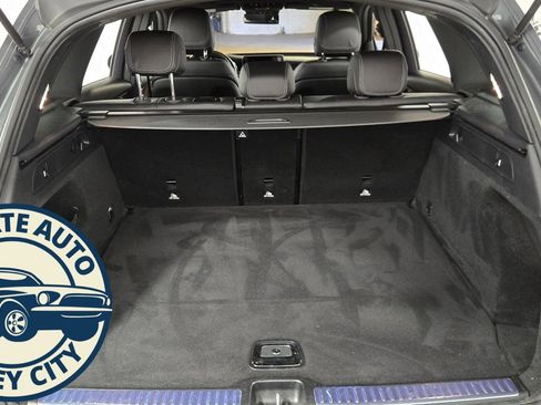 Used 2022 Mercedes-Benz GLC 300 4MATIC image 31