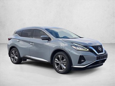 Used 2023 Nissan Murano Platinum w/ Cargo Package image 3