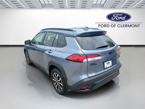 Used 2023 Toyota Corolla Cross AWD Hybrid image 3