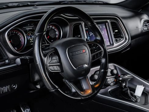 Used 2022 Dodge Challenger R/T Scat Pack w/ Plus Package RWD image 22