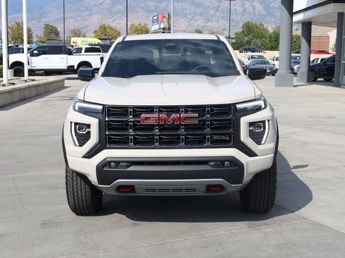 New 2026 GMC Canyon AT4 AWD/4WD image 9