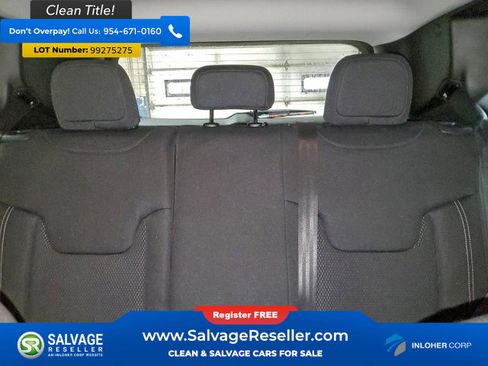 Used 2023 Jeep Renegade Altitude image 13