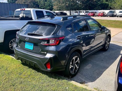 Used 2025 Subaru Crosstrek 2.5i Premium AWD/4WD image 8