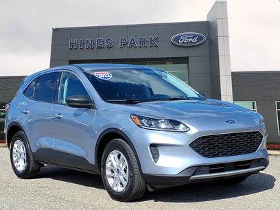 Used 2022 Ford Escape SE w/ Convenience Package