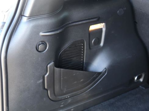 Used 2021 Jeep Renegade Latitude image 22