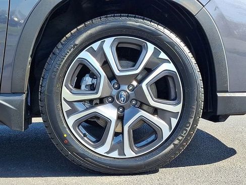 Used 2023 Subaru Ascent Touring AWD/4WD image 7