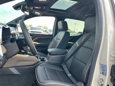 New 2026 GMC Canyon Denali AWD/4WD image 18