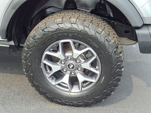 Used 2023 Ford Bronco Badlands AWD/4WD image 28