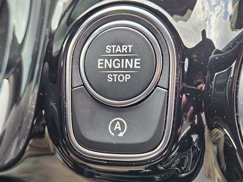 Certified 2021 Mercedes-Benz GLA 45 AMG 4MATIC image 31