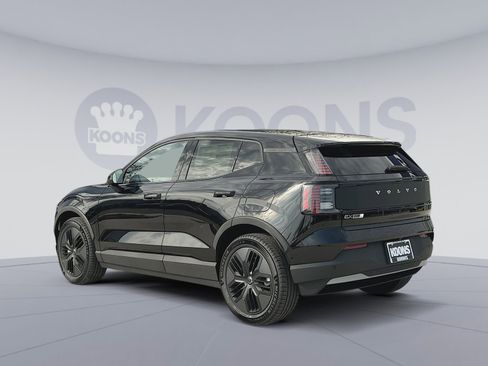 New 2026 Volvo EX30 Cross Country Ultra w/ Protection Package Premier image 4