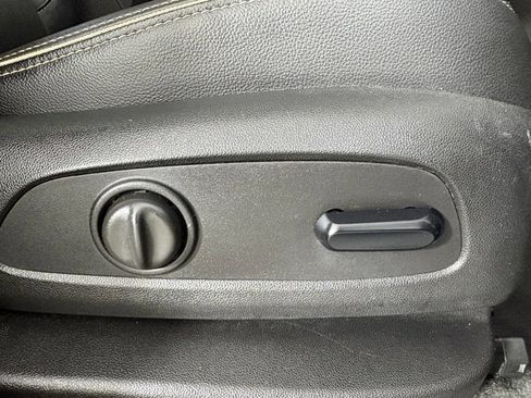 Used 2018 GMC Terrain Denali w/ Advanced Safety Package FWD image 39