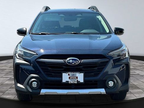 Used 2025 Subaru Outback Limited AWD/4WD image 2
