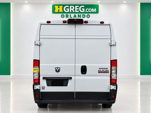 Used 2021 RAM ProMaster 2500 w/ Convenience Group FWD image 7