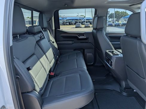 Used 2024 GMC Sierra 1500 Denali AWD/4WD image 33