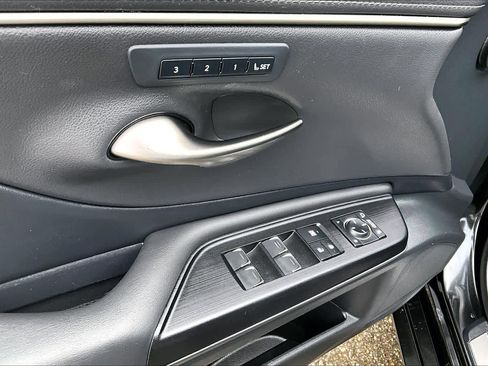 Used 2021 Lexus ES 250 F Sport w/ Accessory Package 2 image 32